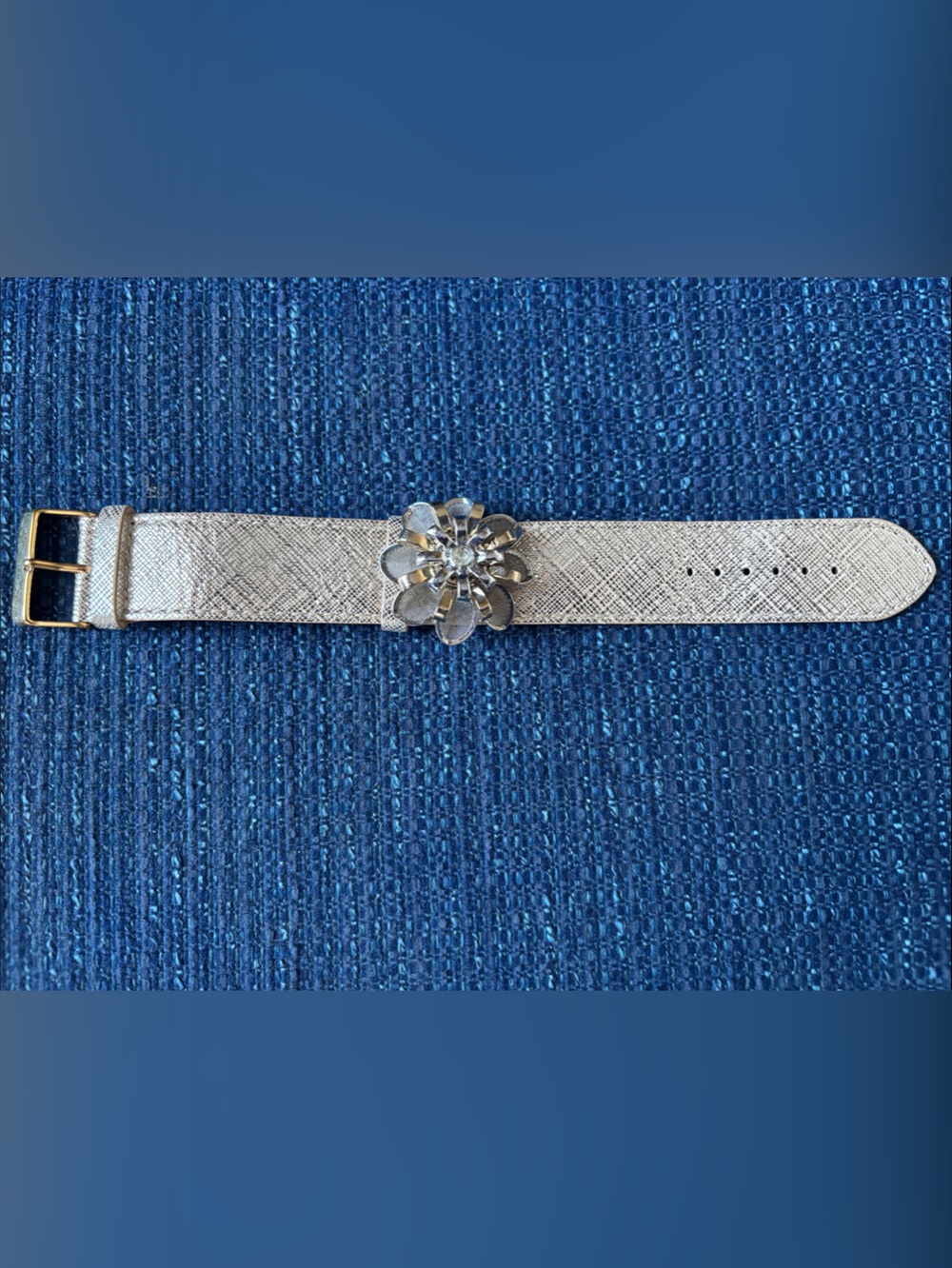 MIMCO Genuine Leather Flower Statement Cuff Bracelet – Gold / Silver